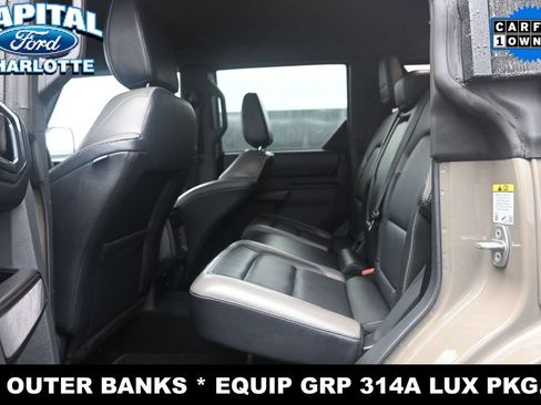 Used 2025 Ford Bronco Outer Banks AWD/4WD image 11