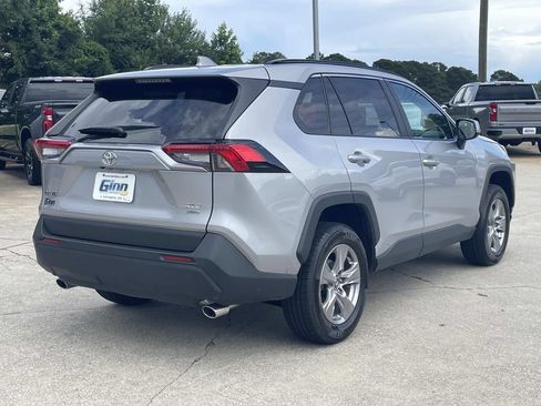 Used 2025 Toyota RAV4 XLE AWD/4WD image 4