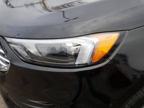 Certified 2024 Ford Edge Titanium image 16