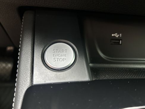 Used 2021 Audi A4 2.0T Premium Plus w/ Premium Plus Package image 28