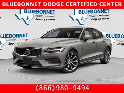 Used 2020 Volvo S60 T6 Momentum