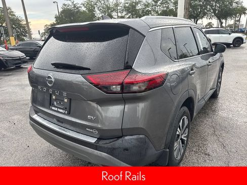 Certified 2021 Nissan Rogue SV w/ Premium Package FWD image 11