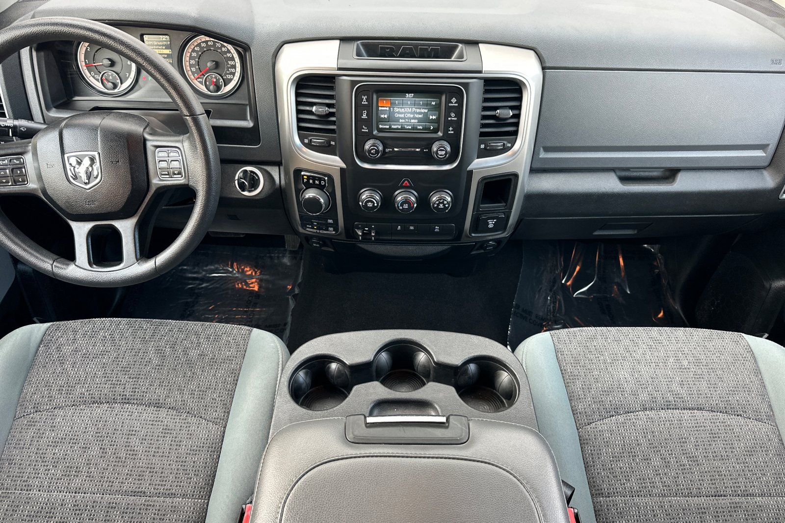 Used 2018 RAM 1500 Classic SLT AWD/4WD image 15