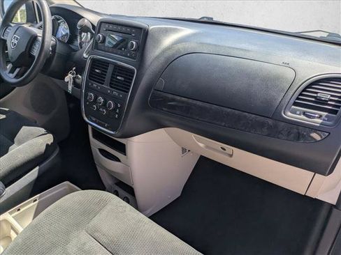 Used 2016 Dodge Grand Caravan SE w/ Quick Order Package 29E SE FWD image 20