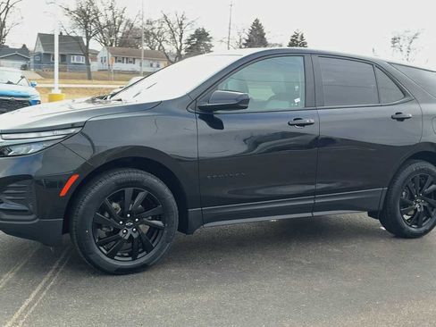 Certified 2023 Chevrolet Equinox LS w/ LS Convenience Package image 6