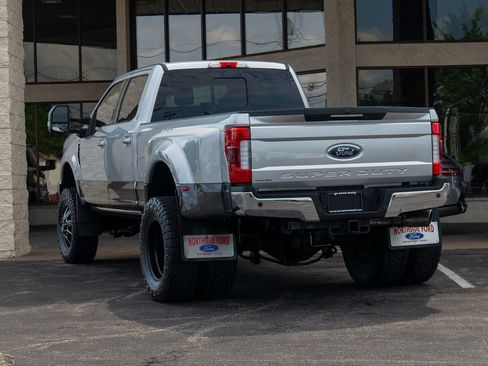 Used 2017 Ford F350 Lariat w/ Lariat Ultimate Package AWD/4WD image 4