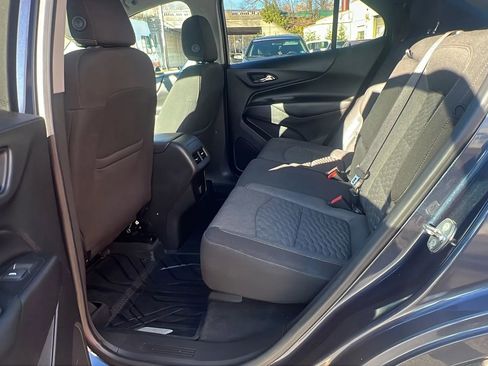Used 2018 Chevrolet Equinox LT image 28