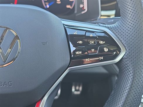 Used 2025 Volkswagen Jetta GLI Autobahn image 20