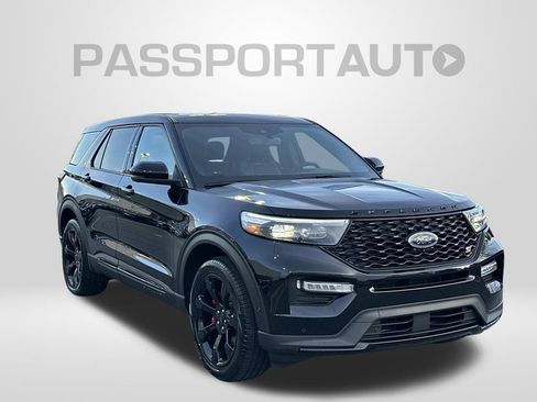 Used 2022 Ford Explorer ST w/ Equipment Group 401A image 6