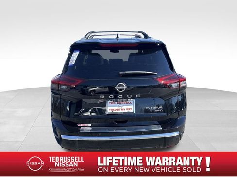 New 2026 Nissan Rogue Platinum image 4