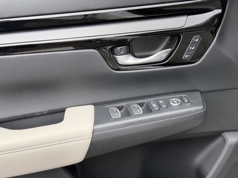 Used 2023 Honda CR-V EX-L image 9