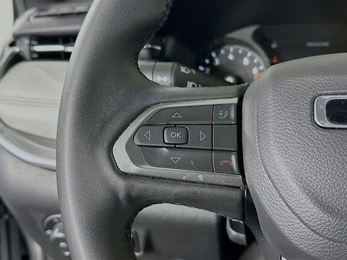 Used 2025 Jeep Compass Limited AWD/4WD image 16