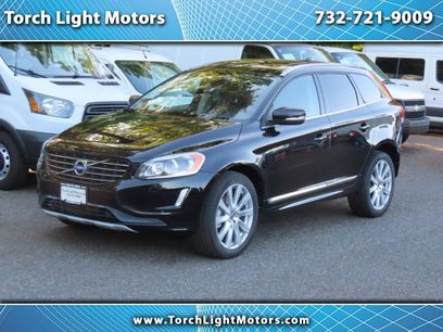 Used 2017 Volvo XC60 T5 Inscription w/ Advanced Package