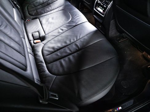 Used 2019 BMW X5 xDrive40i w/ M Sport Package AWD/4WD image 34