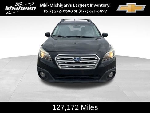 Used 2017 Subaru Outback 2.5i Premium image 2