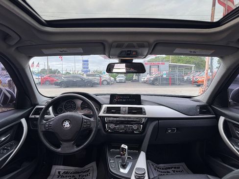 Used 2016 BMW 320i Sedan RWD image 15