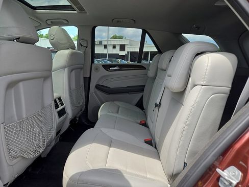 Used 2013 Mercedes-Benz ML 350 4MATIC image 11