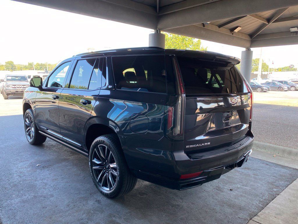 Used 2022 Cadillac Escalade Sport w/ Touring Package AWD/4WD image 5