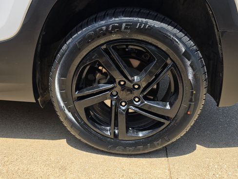 Used 2020 GMC Terrain SLT FWD image 15
