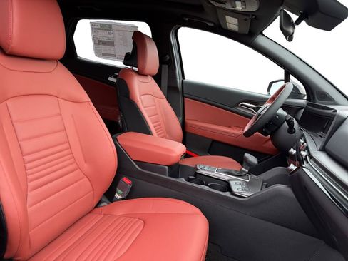 New 2026 Kia Sportage SX image 15