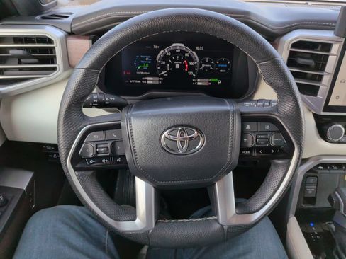Used 2023 Toyota Sequoia Capstone AWD/4WD image 24