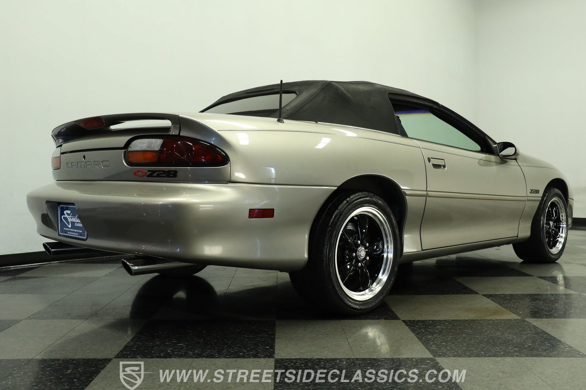 Used 1999 Chevrolet Camaro Z28 RWD image 26
