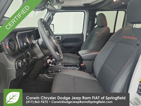 Certified 2026 Jeep Wrangler Unlimited Rubicon AWD/4WD image 18