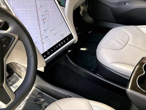 Used 2013 Tesla Model S RWD image 16