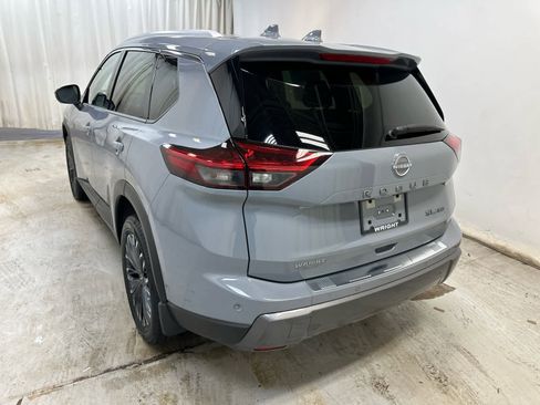 Certified 2025 Nissan Rogue SL w/ Tech Package AWD/4WD image 2