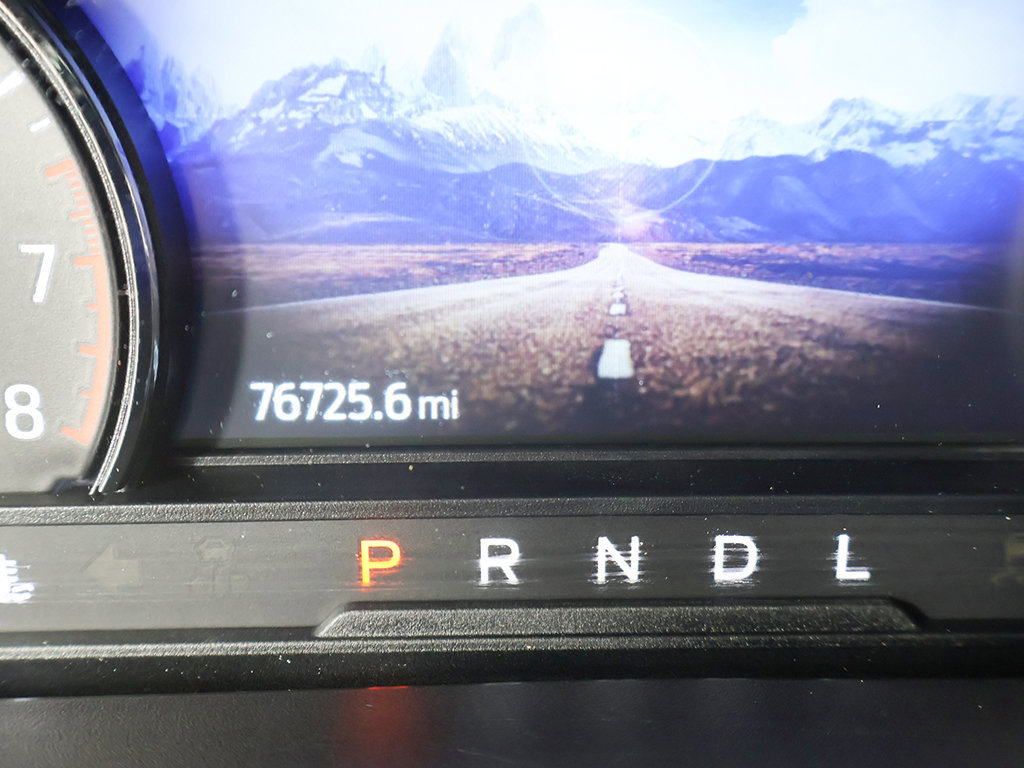 Used 2022 Ford Explorer XLT AWD/4WD image 37