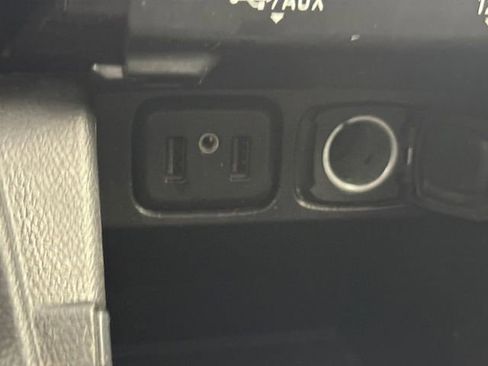 Used 2020 Buick Encore Preferred FWD image 6