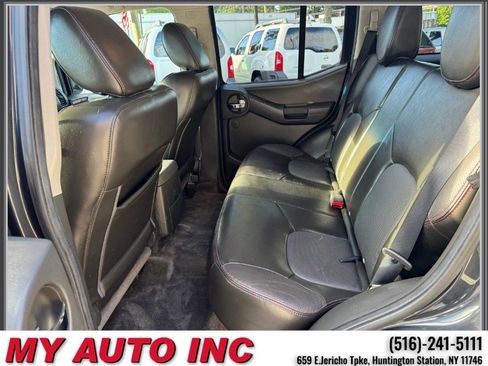 Used 2012 Nissan Xterra PRO-4X w/ Pro-4x Leather Pkg AWD/4WD image 31