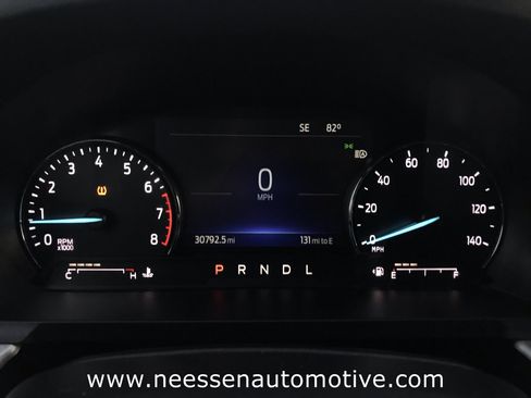 Used 2022 Ford Explorer XLT image 33