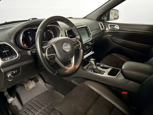 Used 2020 Jeep Grand Cherokee Altitude image 18