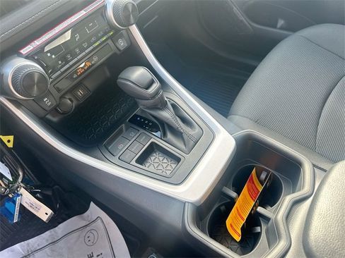 Used 2025 Toyota RAV4 LE image 28