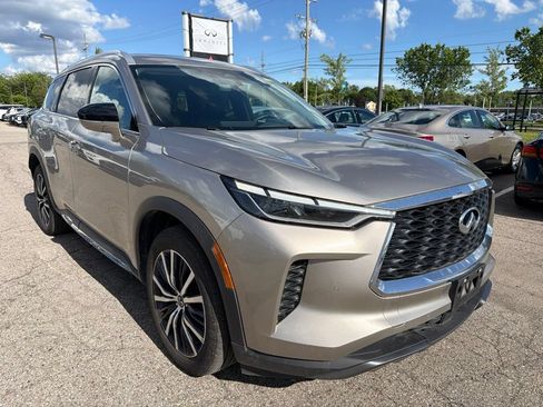 Certified 2024 INFINITI QX60 Sensory AWD/4WD image 3
