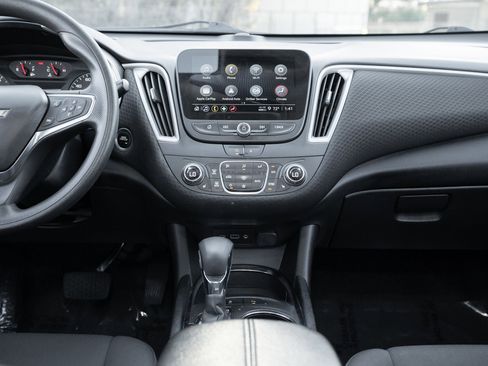 Used 2024 Chevrolet Malibu LT image 78