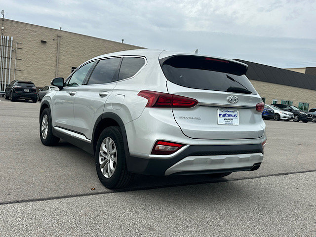 Used 2019 Hyundai Santa Fe SEL FWD image 5