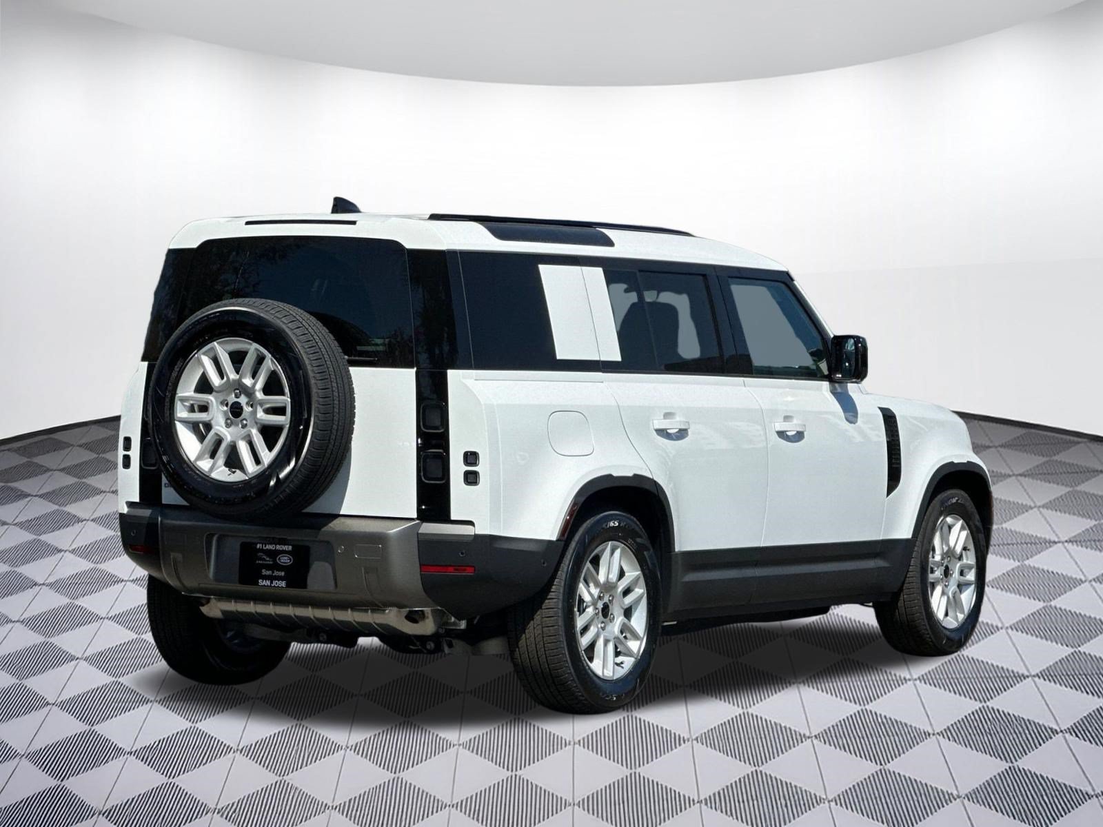 New 2026 Land Rover Defender 110 S AWD/4WD image 9