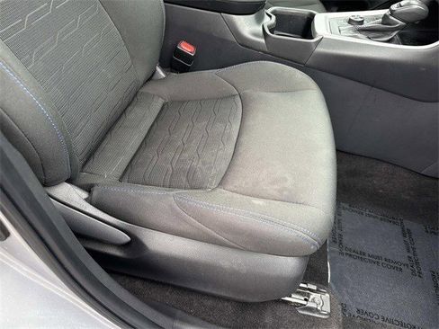 Used 2023 Toyota RAV4 SE image 10