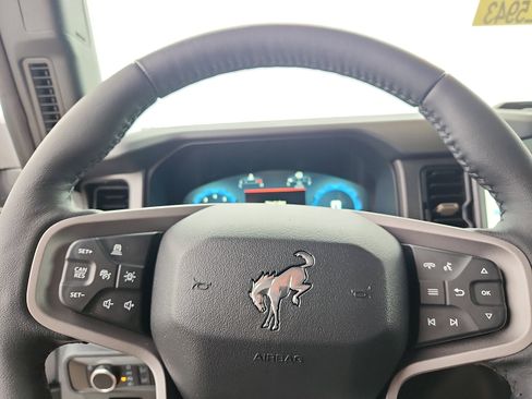 New 2026 Ford Bronco Badlands image 14