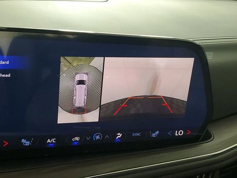 New 2026 Chevrolet Suburban Z71 w/ Comfort Package image 18