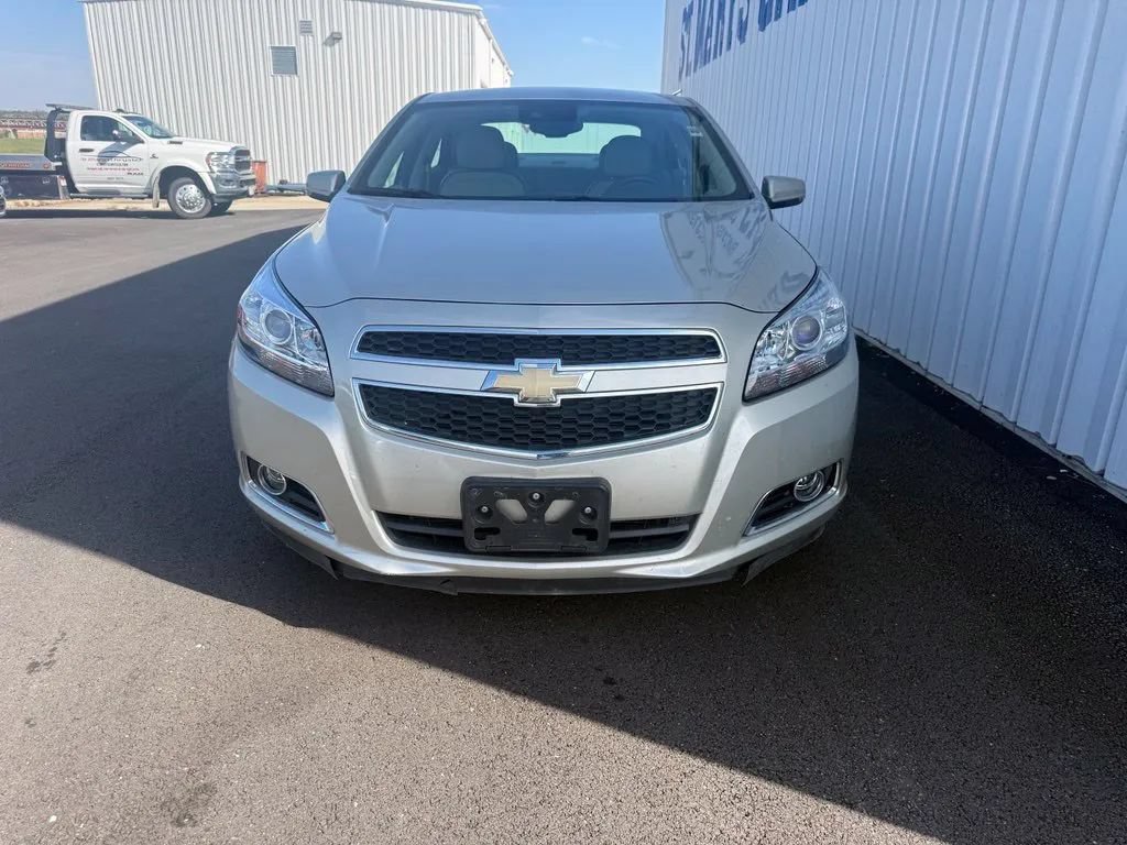 Used 2013 Chevrolet Malibu LT FWD image 3
