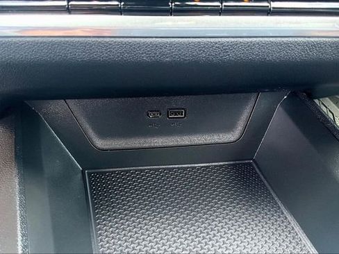 Used 2025 Chevrolet Equinox LT w/ Safety and Technology Package image 15