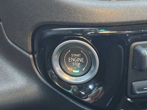 Certified 2024 Chevrolet Silverado 1500 ZR2 w/ Technology Package image 30