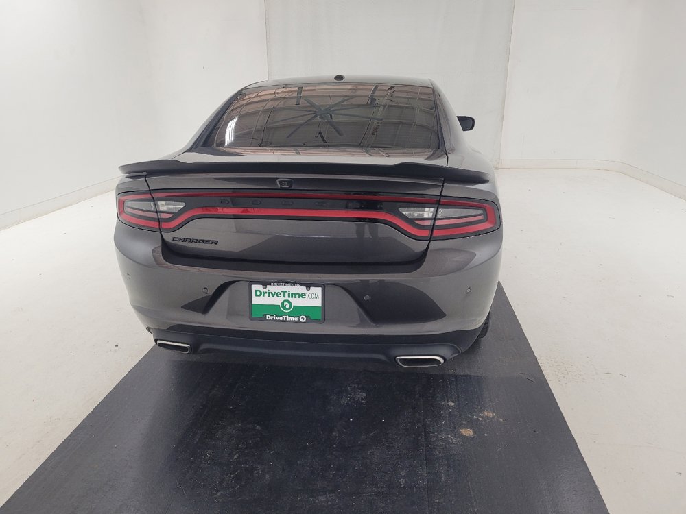 Used 2022 Dodge Charger SXT w/ Blacktop Package RWD image 7