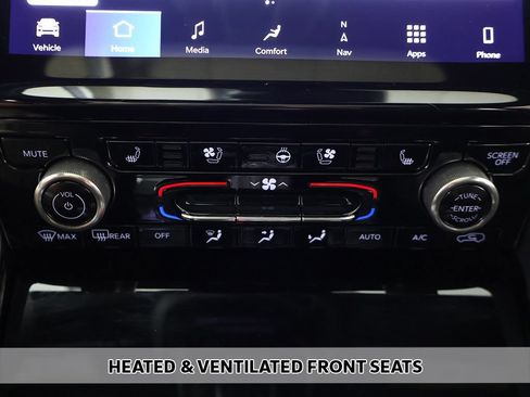 Used 2022 Jeep Grand Cherokee L Summit w/ Advanced Protech Group IV AWD/4WD image 11