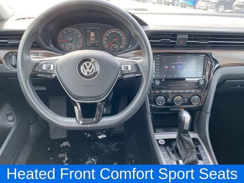 Used 2022 Volkswagen Passat 2.0T image 6
