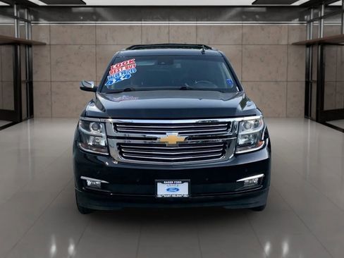 Used 2019 Chevrolet Tahoe Premier w/ Premier Plus Edition image 2