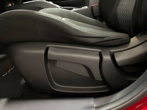 Used 2017 Nissan Rogue S w/ S Appearance Package AWD/4WD image 12